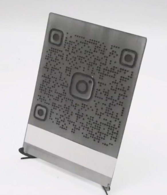 レーザー加工鉄製QRコード看板 インスタ Instagram アイアン おしゃれ 表札 世界に一つ