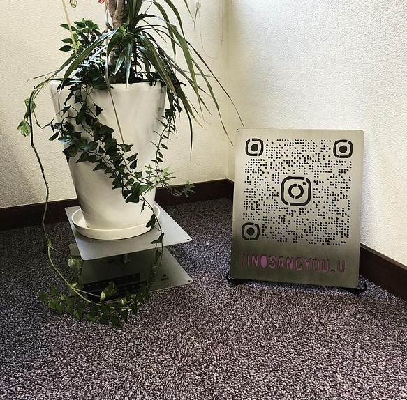 レーザー加工鉄製QRコード看板　インスタ　Instagram　アイアン　おしゃれ　表札　世界に一つ