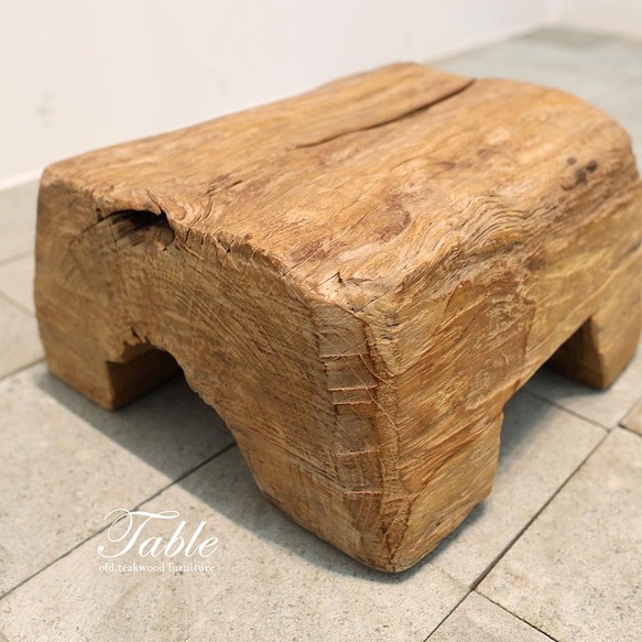 ▽チーク無垢材▽ナチュラル木材の丸太半分テーブル | 現品のみ｜一点