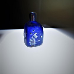 夜の小瓶 a 1枚目の画像