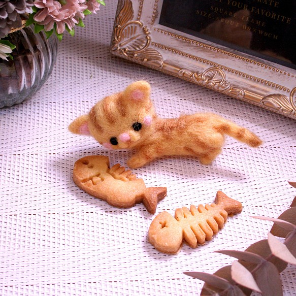 Fishbone（魚の骨）＆Bitten fish（かじられた魚）イジェクタ（押出具）付きクッキー型2点セット 1枚目の画像