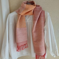 手織り 綿と絹のやさしいマフラー 経糸灰ピンク マフラー・ストール 糸 