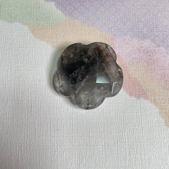 クラウディクォーツ 穴あけ素材 天然石 梅型 水晶 チャクラ ハンドメイド DIY 癒し051724 1枚目の画像