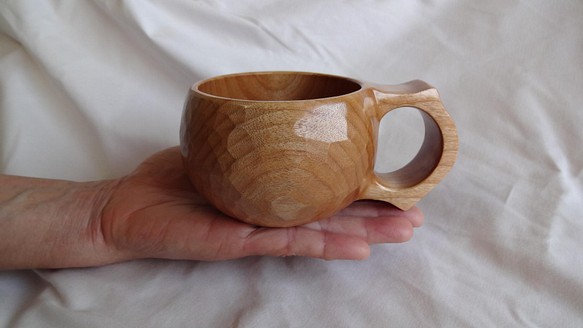 　春はさくら　の一木彫りコーヒーカップ 1枚目の画像