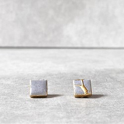 23K金箔と美濃焼タイル 金継ぎピアス グレー ピアス（スタッド・一粒