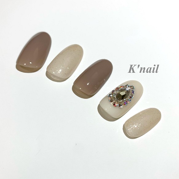 No ビジューネイル ベージュ グレージュ アイボリー ラメ 大人 ネイルチップ ネイルシール K Nail 通販 Creema クリーマ ハンドメイド 手作り クラフト作品の販売サイト