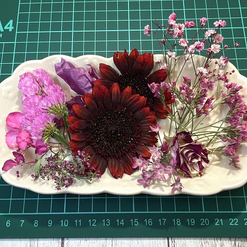 気まぐれ花材BOX☆ガーベラ ベルベットレッド その他素材 handmade 