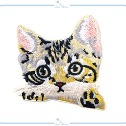 ES56 アップリケ 刺繍 ネコ デザイン キジトラ ねこ 猫 動物 ハンドメイド リメイク 刺繍 手芸 海外 1枚目の画像