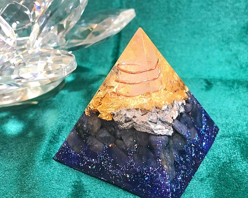 海の鳴る&揺れる＊ピラミッドオルゴナイト kalonshopcolombia.com