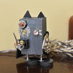 ROBO帝国　黒猫耳の騎士「クロウ」 1枚目の画像