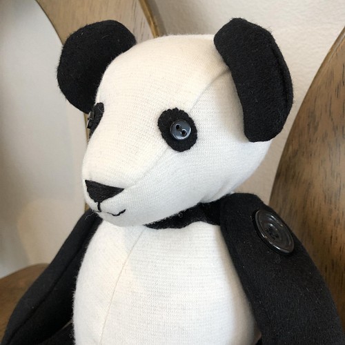 パンダのぬいぐるみ 2 ぬいぐるみ Stuffed Panda 通販 Creema クリーマ ハンドメイド 手作り クラフト作品の販売サイト