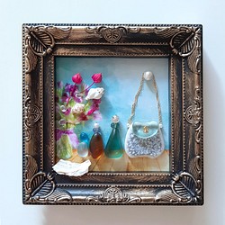 〈ハンドバックと香水瓶〉シーグラスアート 1枚目の画像