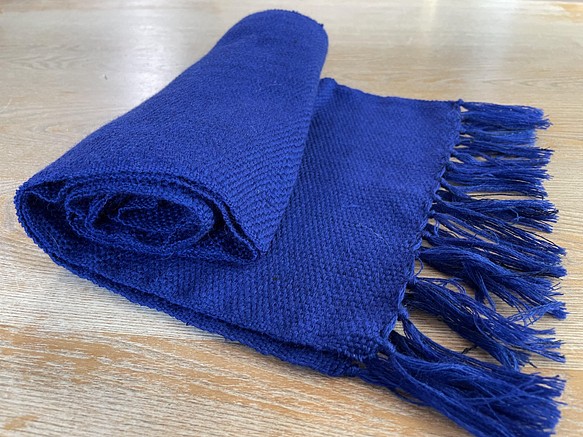 オリエンタルブルーとスパンコールの 手織りマフラー マフラー Iku