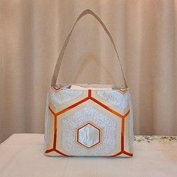 刺繍模様麻生地の船型バルーンかばん ハンドバッグ usamook 通販