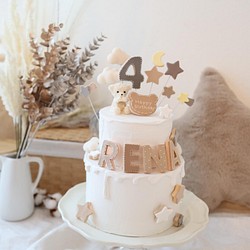 ナチュラルくまさんのクレイケーキ☆1歳誕生日ケーキ　誕生日ケーキ　記念日　自宅撮影　1歳以外でも承ってます♪ 1枚目の画像
