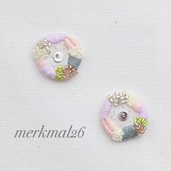 刺繍 イヤリング 丸 ビーズ ピアス 花 一点物 個性的 唯一無二