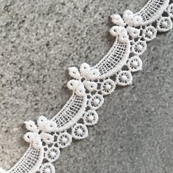 2m コットンケミカルレース 小花柄スカラップ 日本製 lace-No,098 1枚目の画像