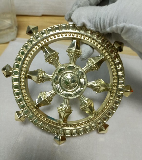 仏教法器 真言宗 法輪 輪宝 密教法具 チベット 真鍮製 11.5cm