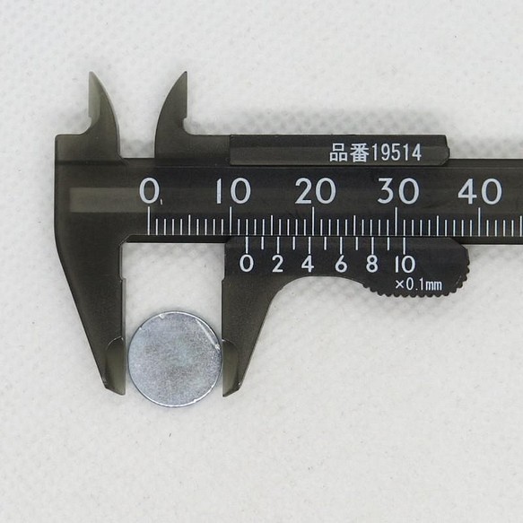 飛鳥庵 ネオジウムマグネット 丸 厚さ3mm直径12mm 1枚目の画像