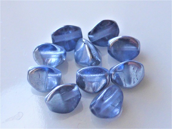 種　大人ブルーグレー　チェコビーズCzech Glass Beads１０個 1枚目の画像