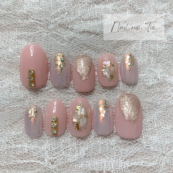 キラキラピンクネイル ネイルチップ ネイルシール Nail Room Tie 通販 Creema クリーマ ハンドメイド 手作り クラフト作品の販売サイト