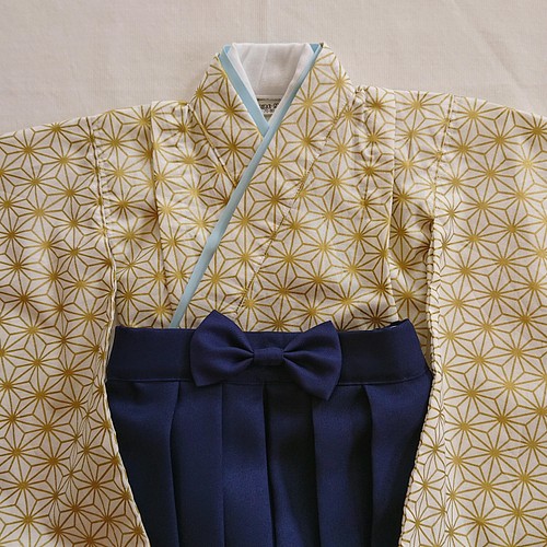 簡単に着られるベビー袴 =麻の葉模様 白金= 70-80、80-90、90-100size 
