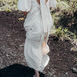 ウエディングドレス mwd-005 環境に優しいサスティナブル素材 国内生産 サイズオーダー デザイナーズデザインドレス 1枚目の画像