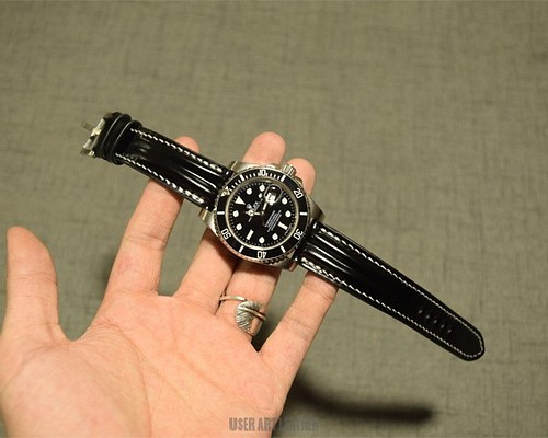 受注製作　新喜皮革コードバン　無双仕立て　時計ベルトオーダーメイド　二山甲丸　手縫いの時計バンド