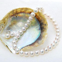 Akoya 珍珠項鍊巴洛克風格 8.5-9 毫米 第1張的照片