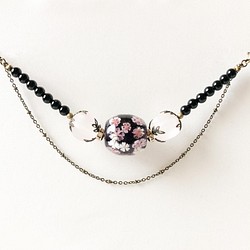 帯締め飾りにもなる羽織紐　夜桜とんぼ玉とレトロチックなビーズ 1枚目の画像