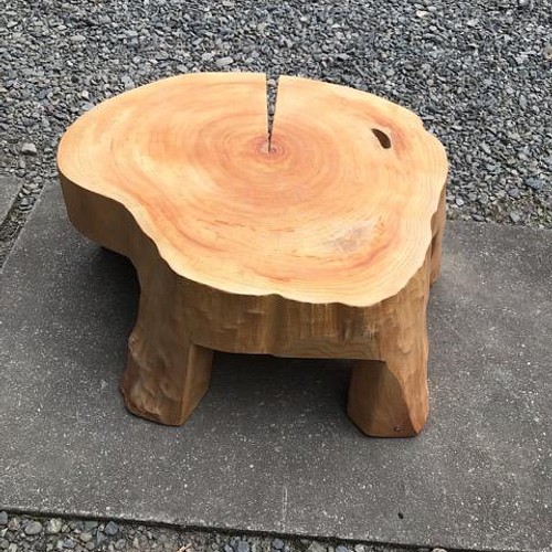 丸太椅子　こぶ　自然木　無垢材