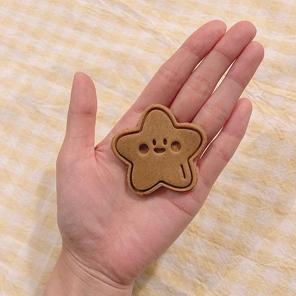 星 キャラクター クッキー型・クッキーカッター/ スマイル型枠 1枚目の画像