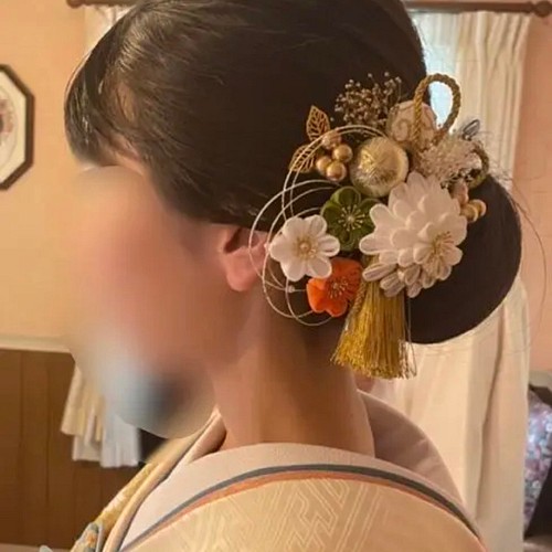 つまみ細工 髪飾り 白×緑×金 ヘアアクセサリー Hanaya 和（のどか 