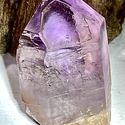 女神が宿る紫水晶✨　虹入り　ベラクルス アメジスト　ラフストーン　原石 1枚目の画像