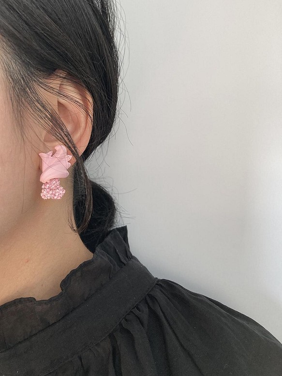 #9 粉紅貝殼裝飾 耳環 : 手工製作軟陶 第1張的照片