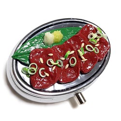 【こだわりシリーズ】レバ刺しの小物入れ(ピルケース)⭐︎フェイクフード、食品サンプル、焼肉、居酒屋 1枚目の画像