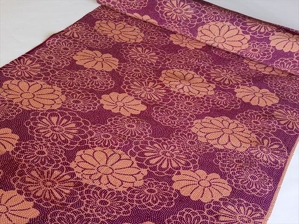 販売直販 紫とピンクの端切れ 小花柄　正絹 生地/糸