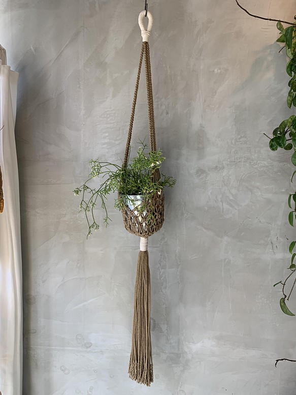 Hanging Planter マクラメ編みハンギングプランター その他インテリア雑貨 Crope 通販 Creema クリーマ ハンドメイド 手作り クラフト作品の販売サイト