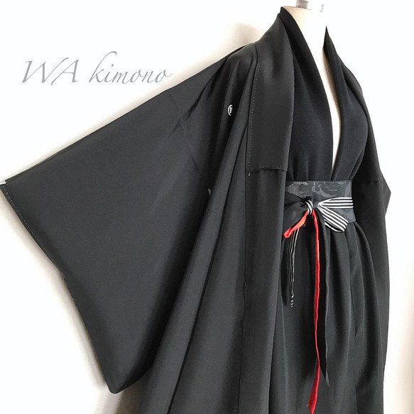 着物リメイク 五つ紋 作務衣コート 裏付 カーディガン 羽織 着物袖 衣装 黒 ブラック フリー（B301）