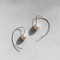 Aquata美人魚珍珠耳環 (14K包金) / Aquata Pearl Earrings (14KGF) 第1張的照片