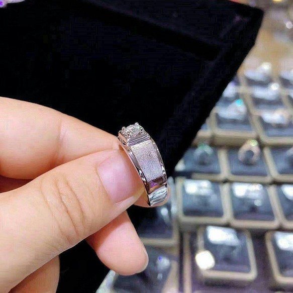 『品質保証』1.0 ctダイヤモンドリングPT 950プラチナ結婚指輪