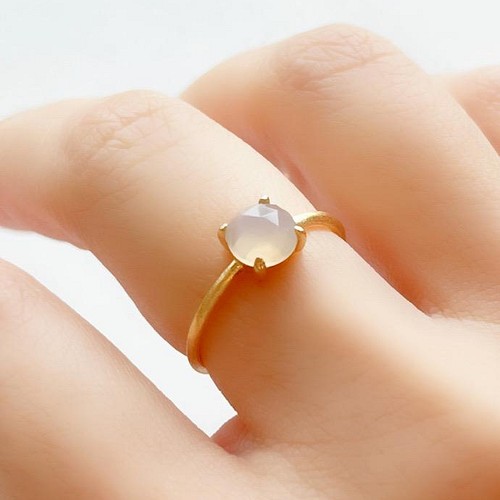 天然石 エチオピア産オパール AAA オーバルタイプ 爪留めリング 指輪 