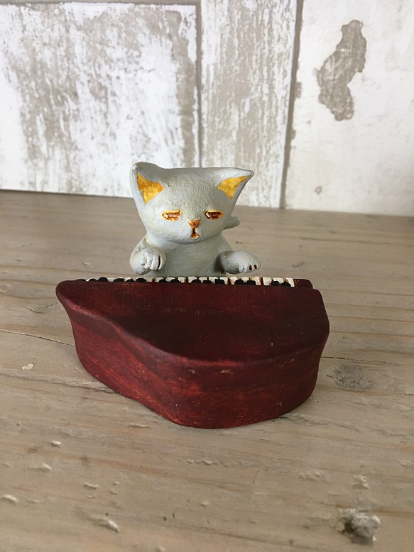 鋼琴貓（灰） 第1張的照片