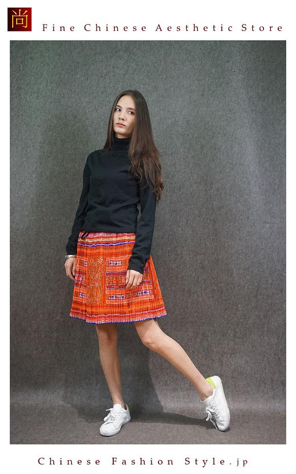 貴州苗族の刺繍付きスカート100%ハンドメイド 手織プリーツスカート Bohoスタイルな女性ためのドレス #125 1枚目の画像