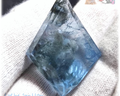 大きな青い宝石 秘蔵品 宝石質 特殊希少カラー ブルーフローライト