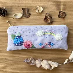 紫陽花と虹のペンケース 刺繍の筆箱 ペンケース あきのかぜ 通販