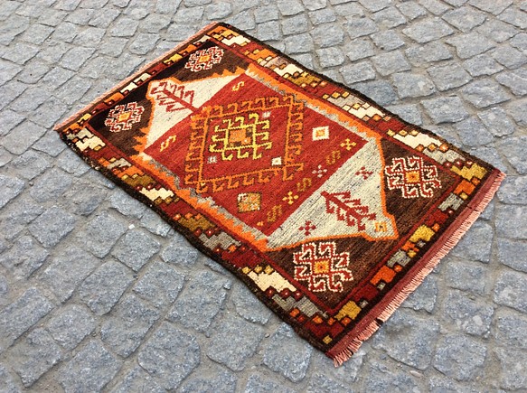 手織りトルコ絨毯 90x55cm ヴィンテージ ラグ カーペット・絨毯・ラグ