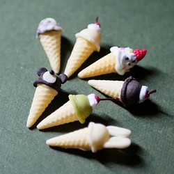 ミニチュア選べるアイスクリーム 1枚目の画像