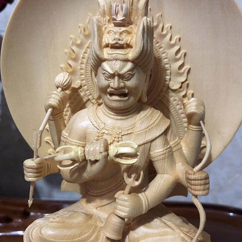 極上品 総檜材 仏教工芸品 木彫仏像 精密彫刻 愛染明王座像 木材・板 