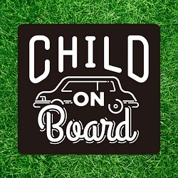 CHILD on Board マグネットステッカー（車イラスト 黒） 1枚目の画像